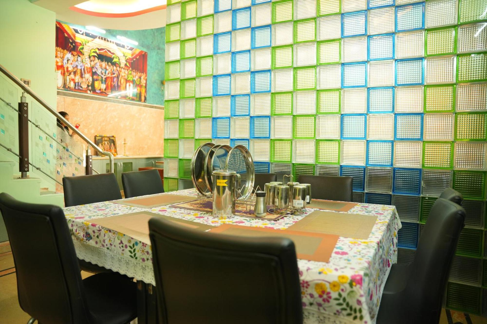 The Hr Stay Inn Tirupati Exteriér fotografie