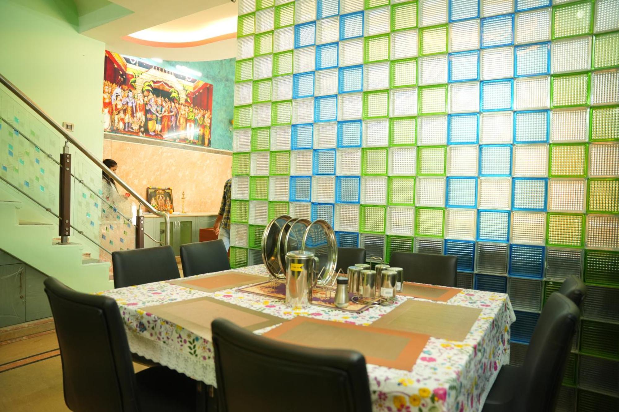 The Hr Stay Inn Tirupati Exteriér fotografie